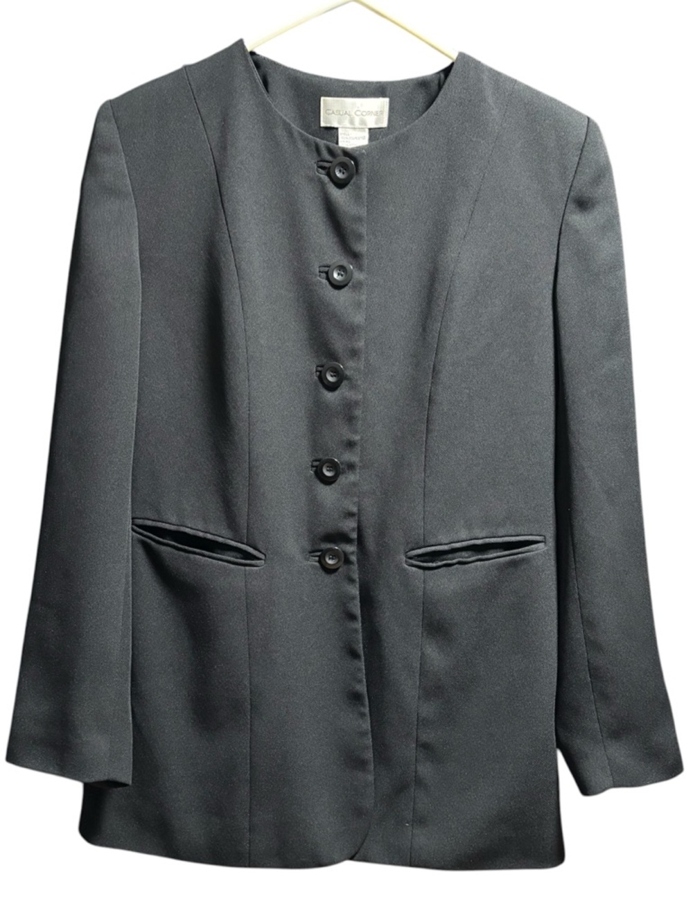 Vintage rounded neckline 5 button blazer, size 6